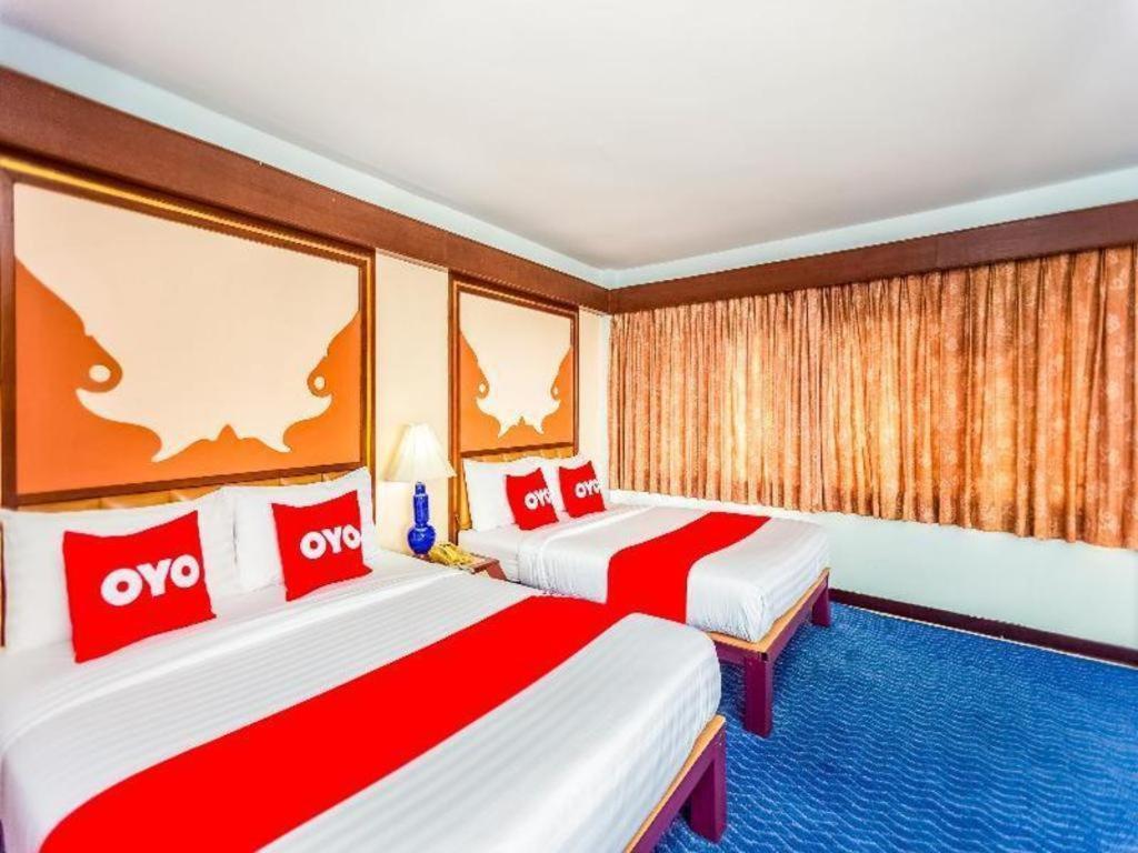 Oyo 441 Grand Thara Hotel Сурат-Тхані Екстер'єр фото